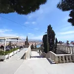 Nona Tonka Split
